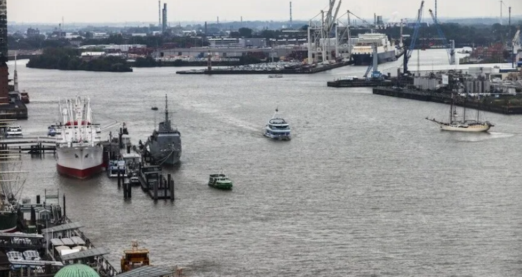 Almanya Çinli Cosco'nun Lojistik Şirketi Zippel'i Satın Alma Girişimini Güvenlik Sebebiyle Yasakladı